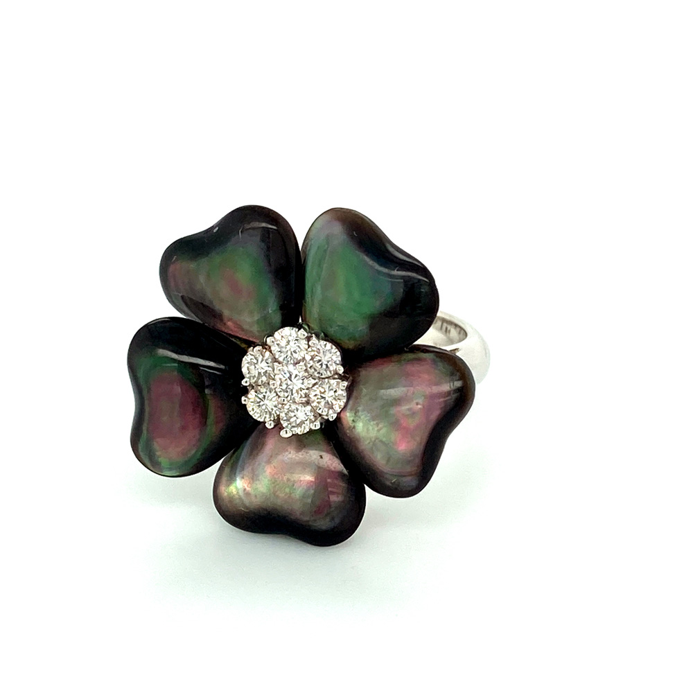 Black Mother of Pearl Ladies Ring in 18K White Gold