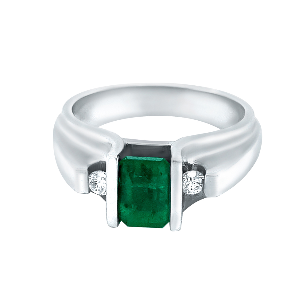 Emerald Ring in 18K White Gold.