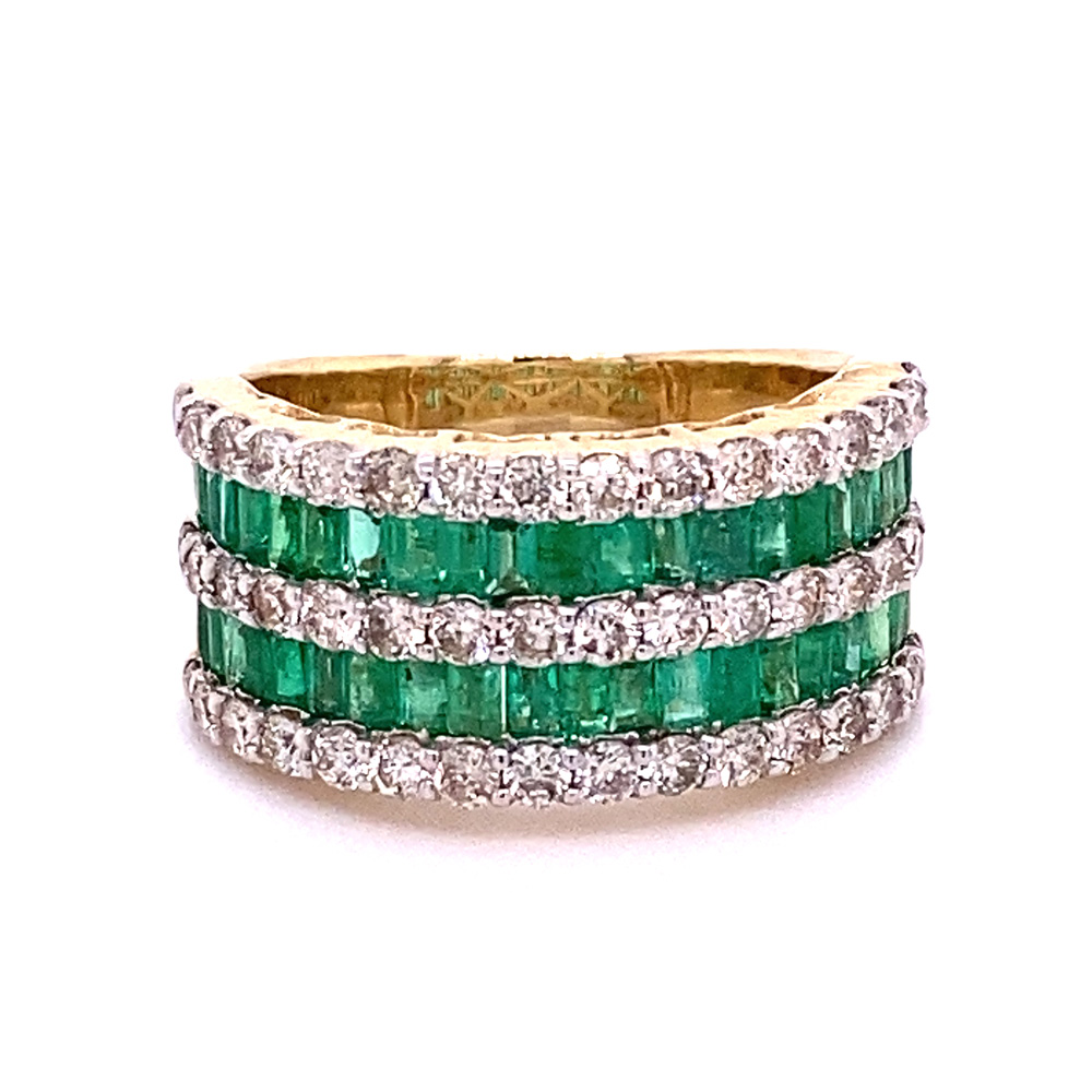 Emerald Ladies Ring in 14K Yellow Gold