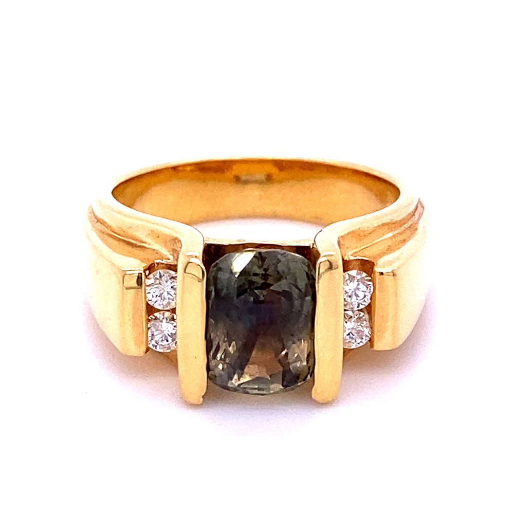 Alexandrite Ring in 18K Yellow Gold