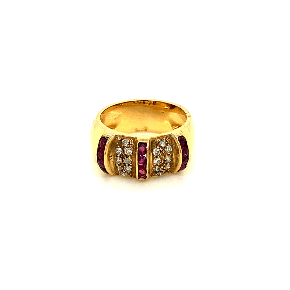 Ruby and Diamond Ring in 18K Yellow Gold