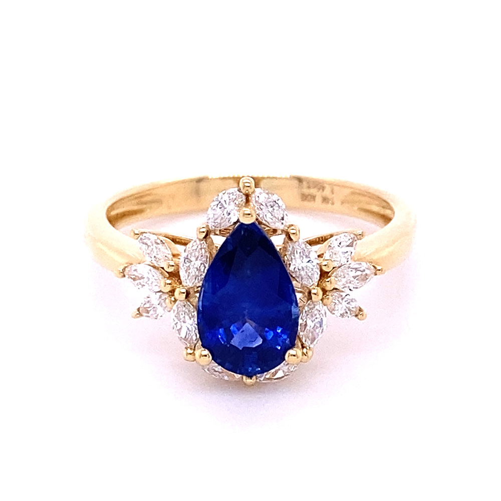 Ceylon Blue Sapphire Ring in 14K Yellow Gold