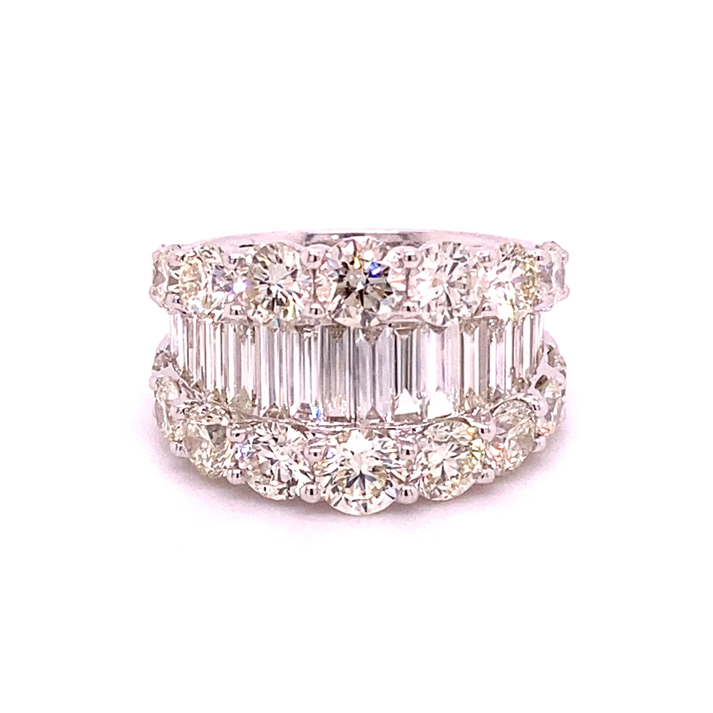 Diamond Ladies Ring in 14K White Gold