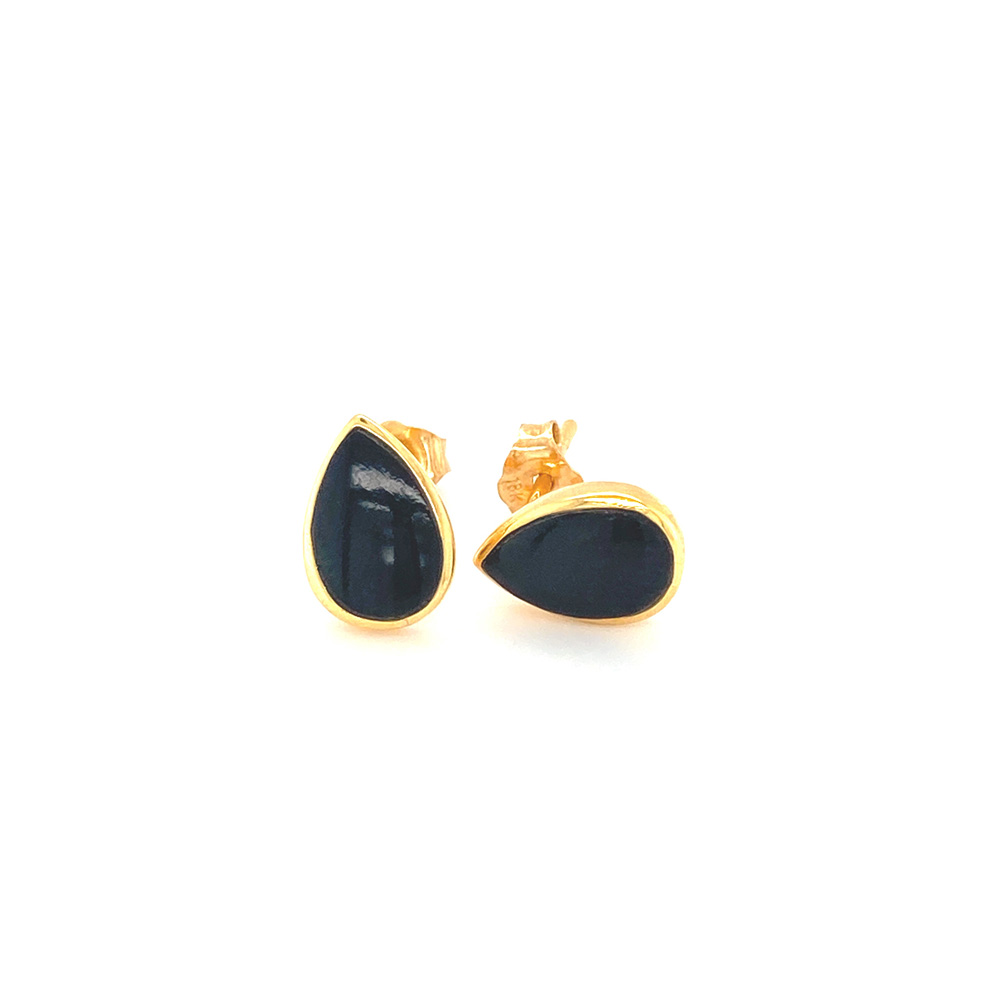 Black Onyx Earring in 18K Yellow Gold