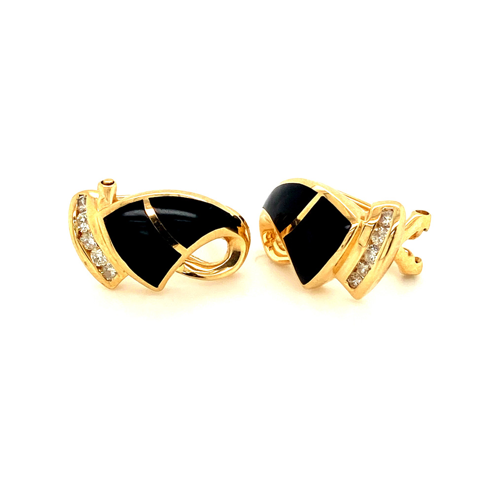 Black Onyx Earring in 14K Yellow Gold